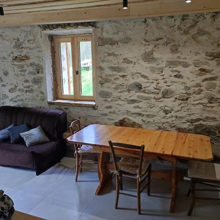 Chez Florent Et Celine Queige Экстерьер фото